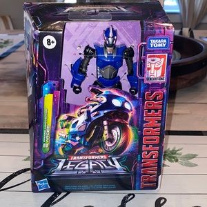 Transformers Legacy Prime Universe Arcee